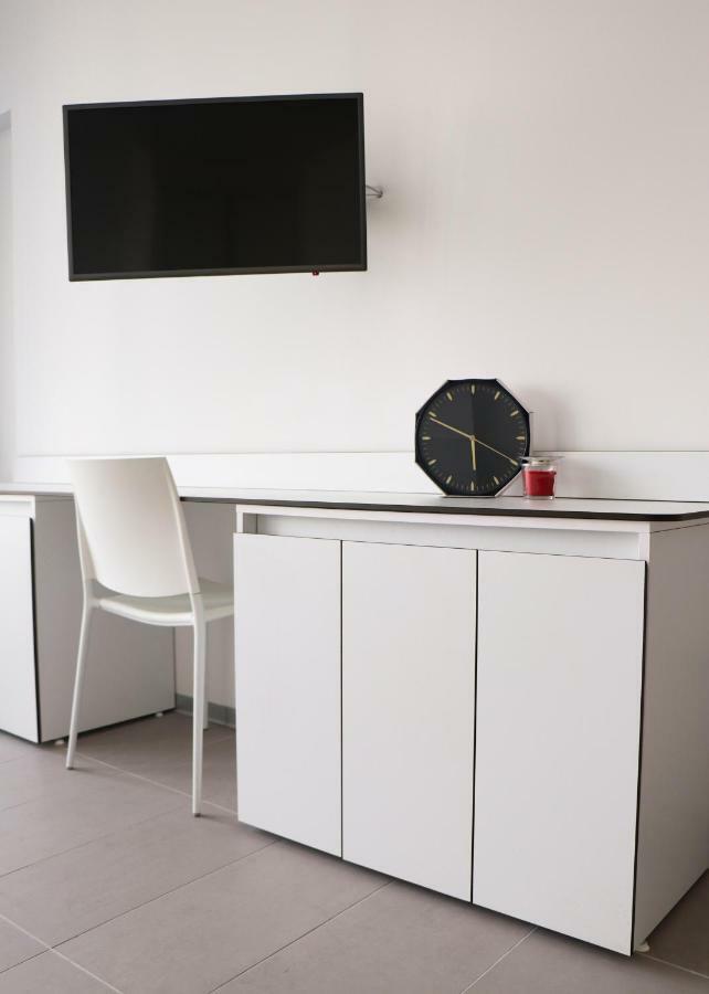 Windwesthome Dubai Bagian luar foto